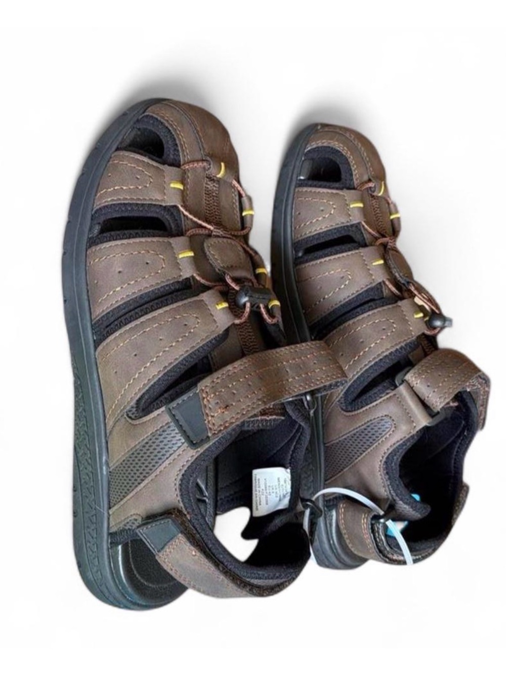 Lands End men’s extra wide brown closed toe casual sport sandal. Size 9EE  New.